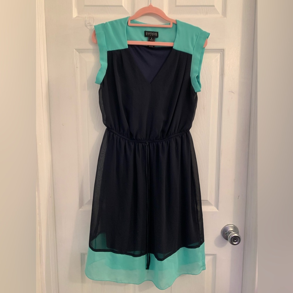 Enfocus Studio Women’s Navy blue & Teal sleeveless Midi Dress. Size 6 small $15
